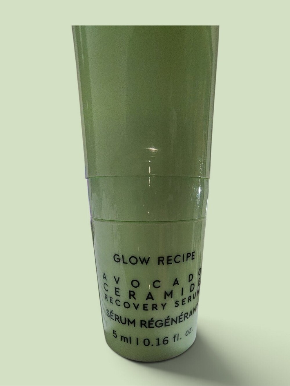 Glow Recipe Avocado Ceramide Recovery Serum — Light Green